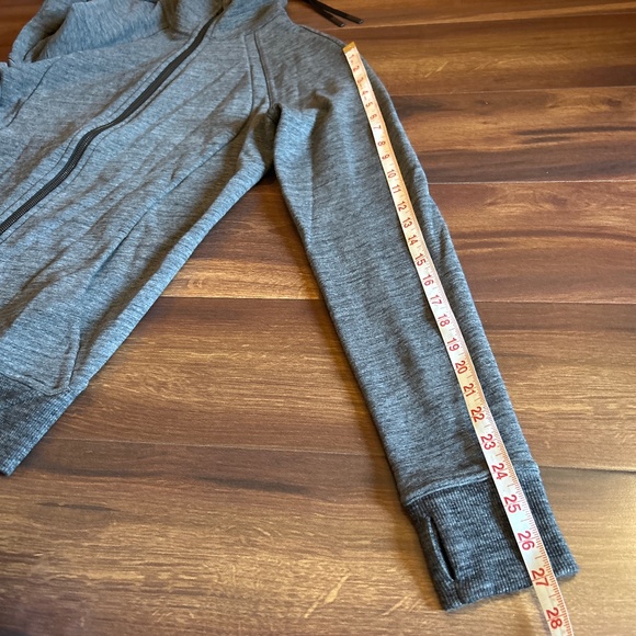 LULULEMON Cowl Sweater size 8 - Picture 8 of 8